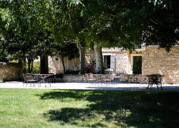 Mas Château Blanc Guest House Avignon