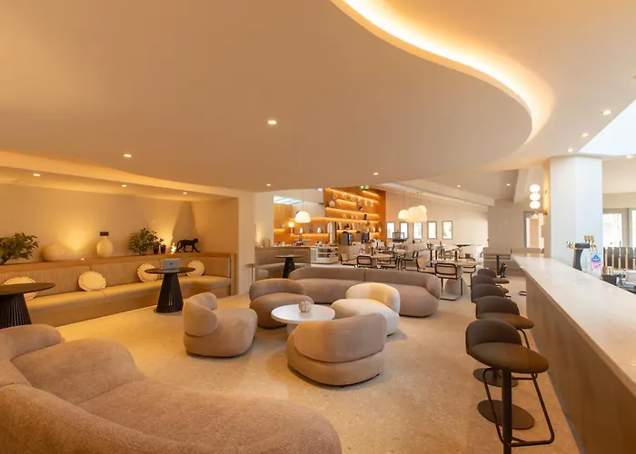 Best Western Hôtel Le Paradou Avignon Sud.